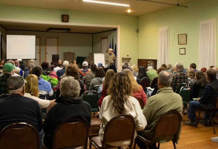 Residents raise concerns about potential national cemetery in Salem 