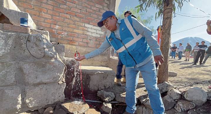 Arequipa: No quieren agua de Sedapar en Characato