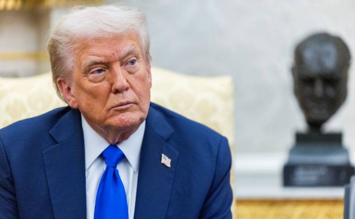 Cierre de gobierno en EU, un "ataque kamikaze" de los demócratas, acusa Trump