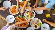 How To Avoid Overpriced Food While Enjoying Your Vacation