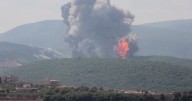 Ejército de Israel lanza ataque contra centro de almacenamiento de Hezbolá en el sur del Líbano