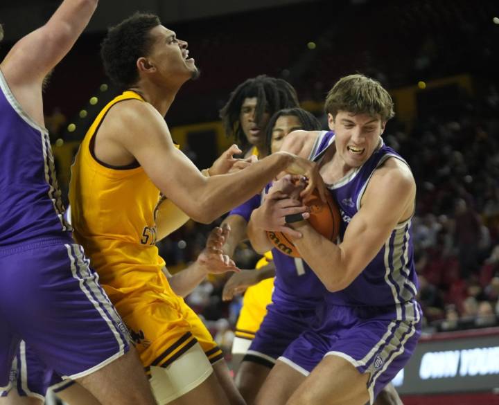 Tommies picked to win Summit League in first year of NCAA Tournament eligibility