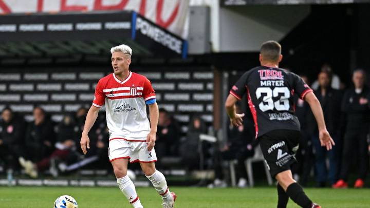 Estudiantes empató con Barracas Central en un partido con polémica
