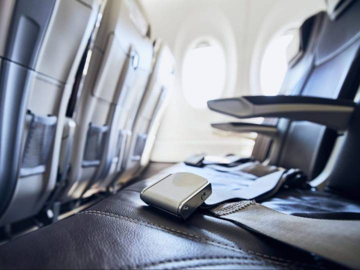 Flight diverted to Boston after 2 teens stabbed with fork