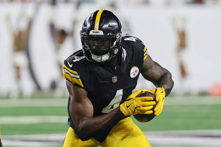 Packers vs Steelers Injury Report: DK Metcalf Unspecified for Week 8, Matthew Golden & Four Players Questionable Read about the injured players from the Steelers vs Packers having DK Metcalf, Matthew
