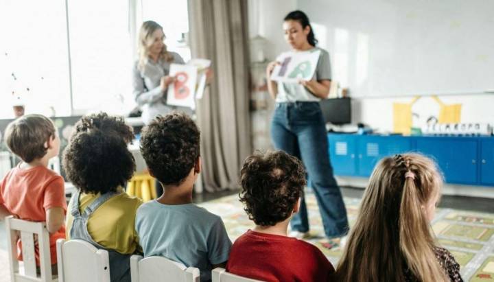 Estudio afirma que 4 de cada 10 profesores en Chile han sido agredidos por un estudiante