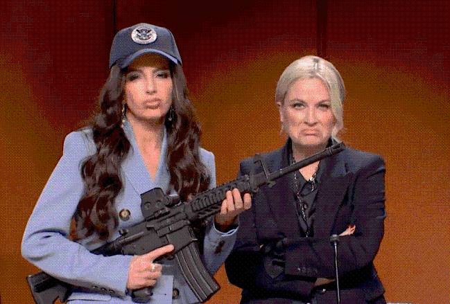 'SNL' Video, Tina Fey Amy Poehler, Kristi Noem Pam Bondi
