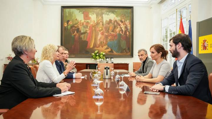 Sanz califica de electoralista la reunión de la ministra de Sanidad con Amama Sevilla: "No tiene competencias"