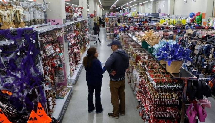 Estudio CNC: el 45% de los mall chinos vende productos falsos o de "procedencia dudosa"