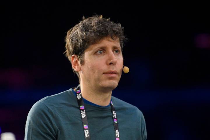 OpenAI Will Stop Saving Users' Deleted Posts