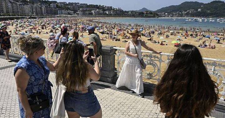 Spain brings in travel rules change for British holidaymakers over the age of 70