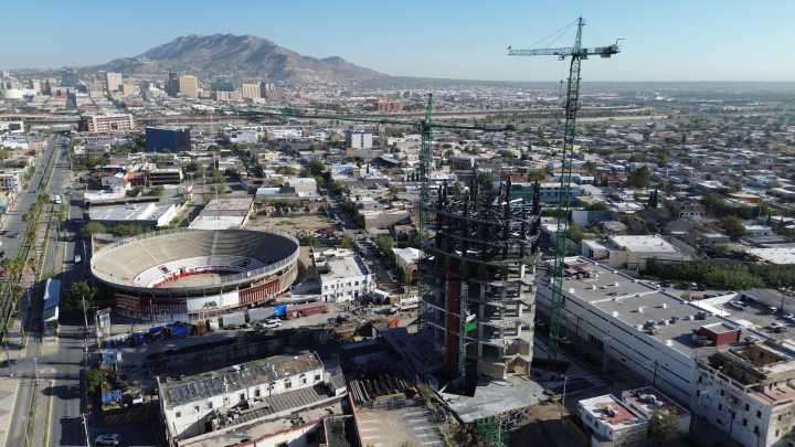 Clima juarense retrasa Torre Centinela; marzo o abril, fecha tentativa para terminarla
