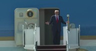 U.S., China reach tentative trade deal at Asia summit