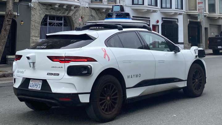 DoorDash-Waymo delivery collab launches in Phoenix