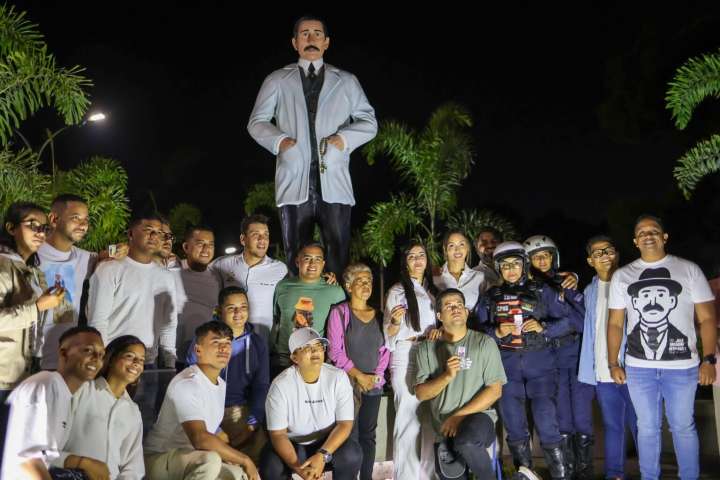 Aragüeños vivieron una noche de júbilo con la canonización de Santos venezolanos