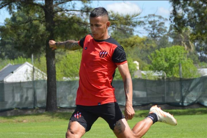 Patronato visita a Ferro con la mira en el Reducido: Gómez define el equipo