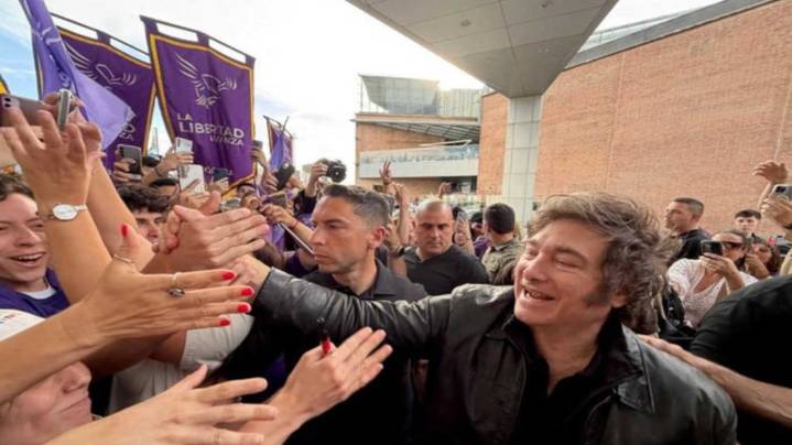 Milei en la recta final de la campaña: cercanía y optimismo, las claves