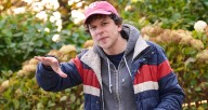 Jesse Eisenberg Does Magic Trick In NYC Ahead of ‘Now You See Me: Now You Don’t’ Release | Jesse Eisenberg, Now You See Me 