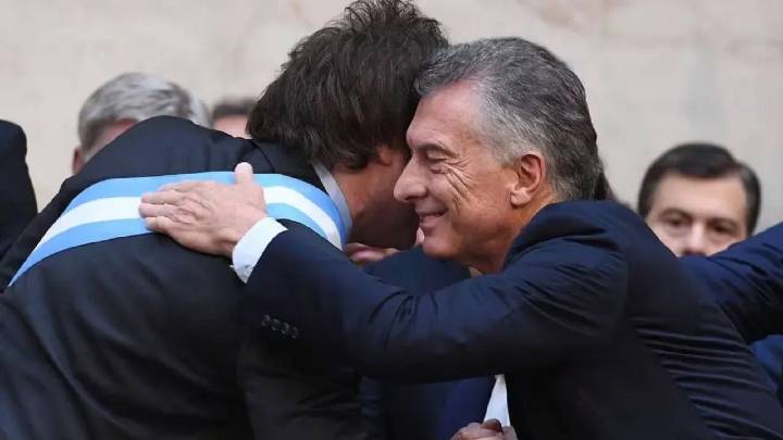 Javier Milei y Mauricio Macri finalmente cenarán en la Quinta de Olivos El presidente y el líder del PRO mantendrán un encuentro este viernes por la noche luego de la reunión con los gobernadores. Hab