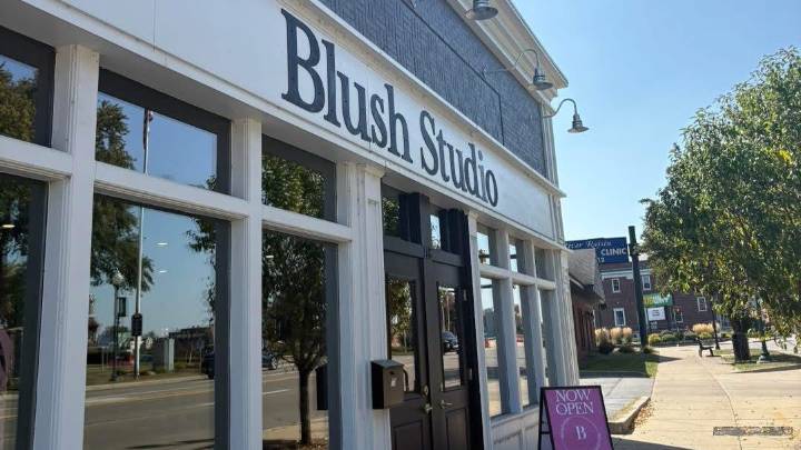This new clothing store in Monroe has a custom hat bar
