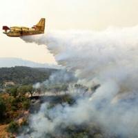 Rising wildfires spur comeback for Canadian water bomber