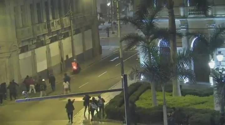 Fiscalía solicita detención preliminar de dos policías investigados por muerte de manifestante en Lima