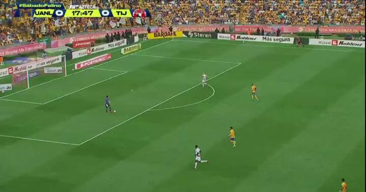 ¡Error del Portero de Xolos! Gignac Falla el Primero para Tigres tras Rebote