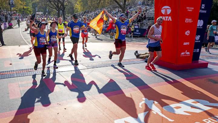 City painting NYC Marathon line ahead of Sunday's race