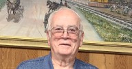 Riddle Mayor Bill Duckett resigns after three decades in office
