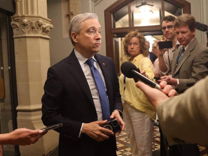 Liberal government will move federal budgets to the fall