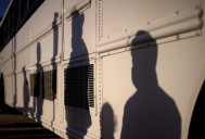 El régimen de Donald Trump se prepara para ofrecer dinero a adolescentes migrantes no acompañados para que abandonen voluntariamente Estados Unidos