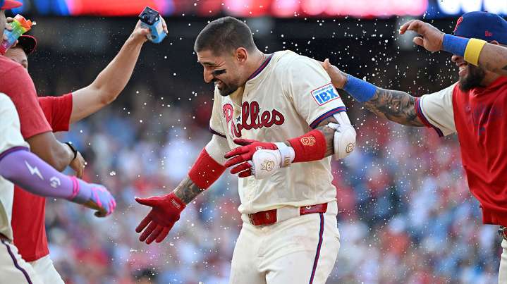 Nick Castellanos shouts out Phillies fans ahead of NLDS