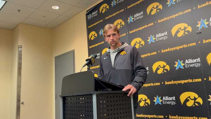 Video: Mark Gronowski scored passing, rushing touchdowns vs. Minnesota
