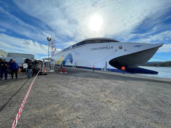 El ferry eléctrico más grande del mundo unirá Buenos Aires con Colonia y una imponente terminal cambiará Puerto Madero