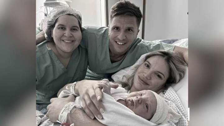 Eva Bargiela mostró por primera vez la carita de su bebé