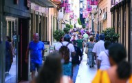 Entre regular y normal, el comercio de Cádiz cierra un verano con números discretos