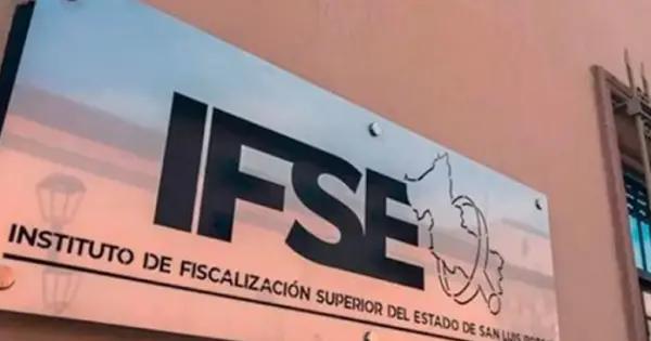 Fiscalizador del estado sí puede tener dos empleos