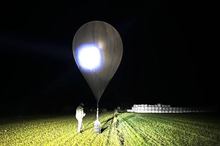 Hot Air Balloons Used to Smuggle Cigarettes Shut Down Airport