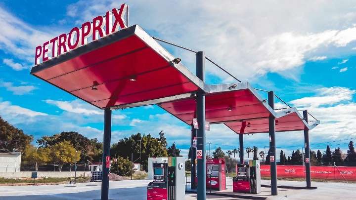 Bencinera low cost hará su esperada inauguración en centro de Santiago: ¿Cuándo y dónde se ubicará?