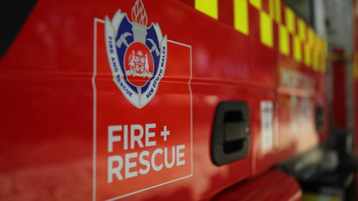 Three cars torched in suspicious fire in South Wentworthville in Sydney's west
