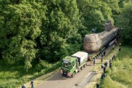 Alemania cerró carreteras durante más de un año por un pequeño motivo: un submarino gigante de la Segunda Guerra Mundial