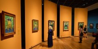 La familia del cartero más famoso del arte se reúne en el museo Van Gogh