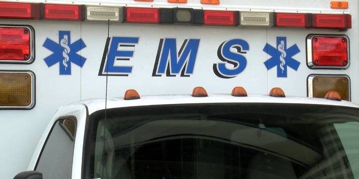 Multiple people rushed to hospital after crash in Nanakuli