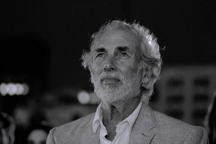 “Legendario artista”, “ícono”, “alma generosa” y más: El mundo de la cultura llora la muerte de Héctor Noguera