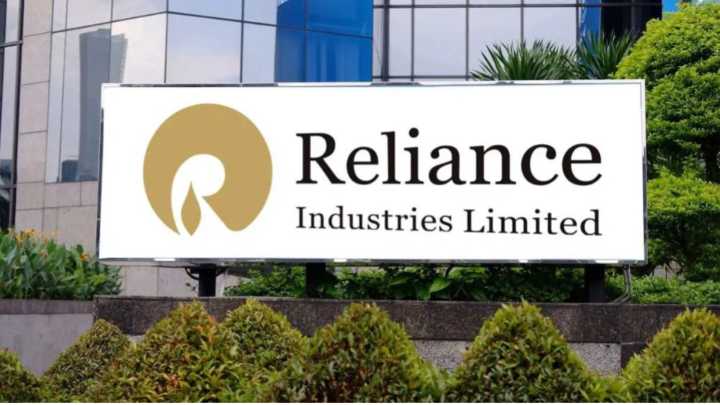 Facebook takes 30 pc stake in Reliance’s Enterprise AI venture