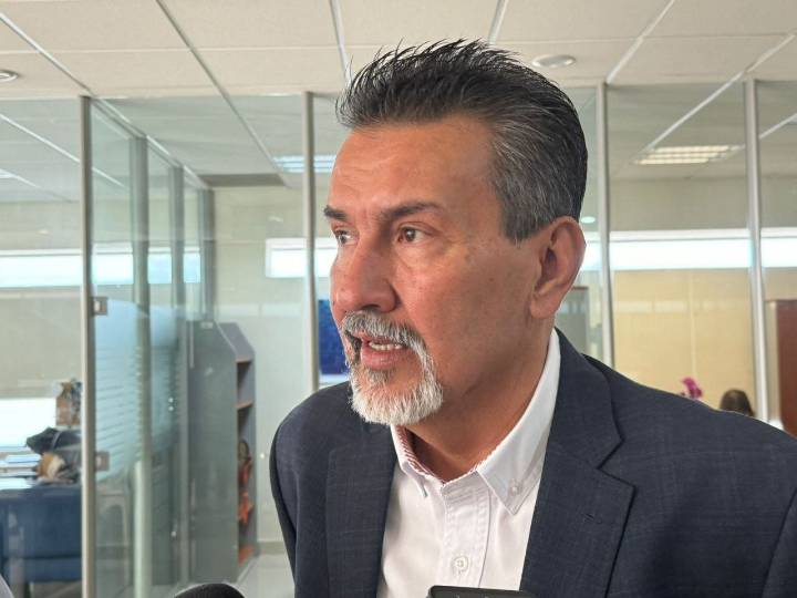 Despiden a Froylán Salas de la Subsecretaría de MIPyMES