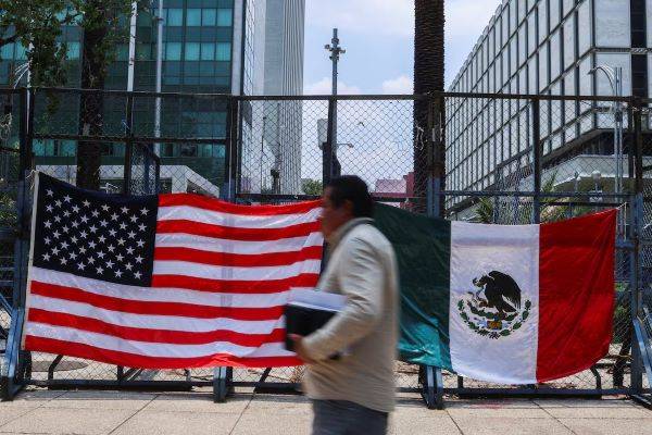 Over 50 Mexican Politicians Stripped Of U.S. Visas In Drug Cartel Crackdown