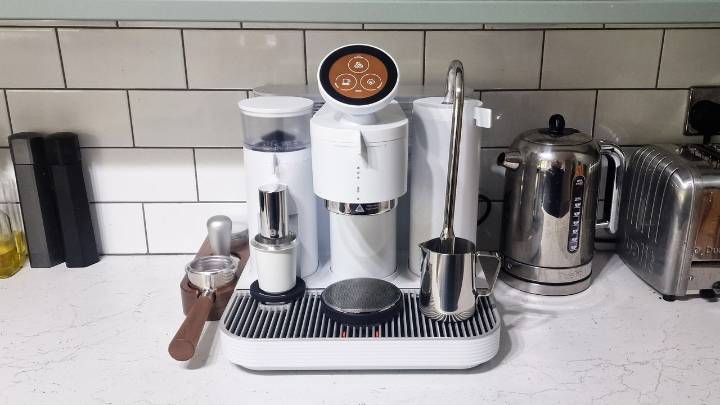 I spent three months testing the Meraki espresso machine