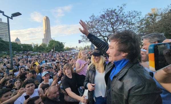 Milei cierra la campaña de LLA en Rosario: también habrá una marcha en contra