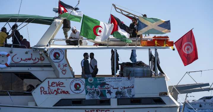 La Flotilla Sumud entra en aguas de «alto riesgo» rumbo a Gaza entre advertencias y tensiones diplomáticas con el Gobierno español